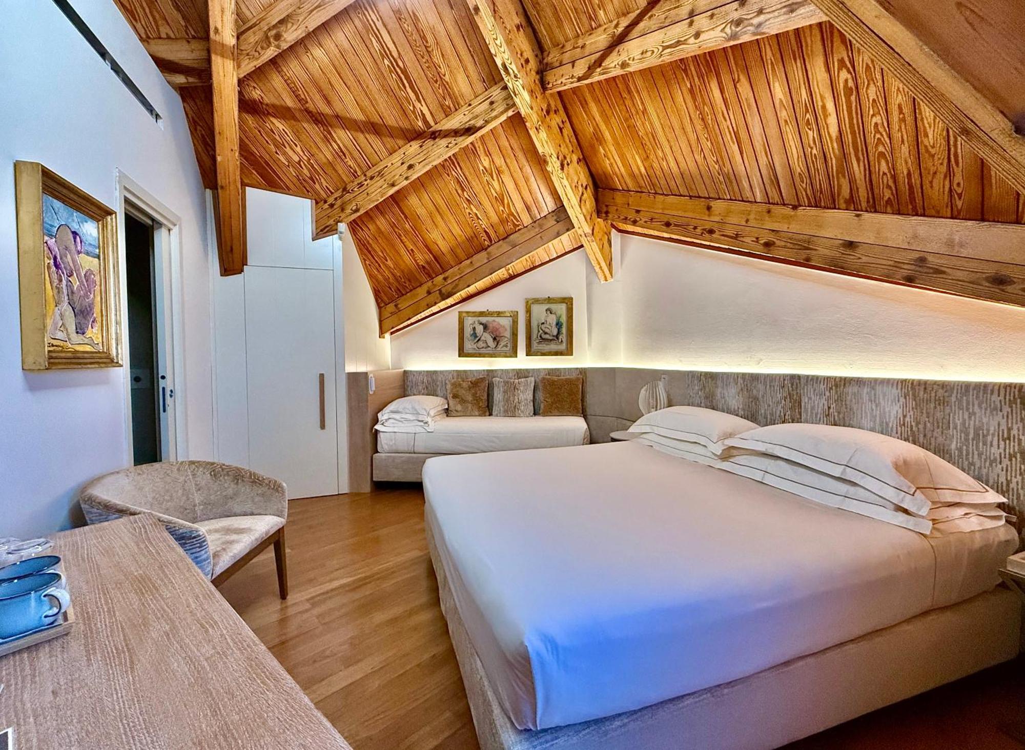 La Bussola Beach Hotel Пунта-Ала Екстер'єр фото